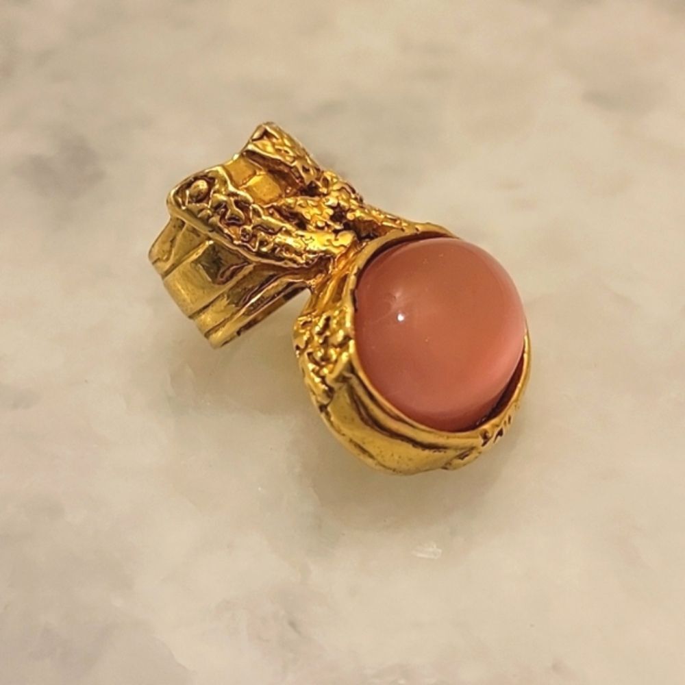 NWT Yves Saint Laurent Sz 4 RARE Pink YSL Arty Cabochon Statement 24KT Gold Ring - Picture 2 of 15